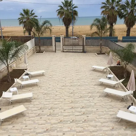 Costa Del Sol Bed & Breakfast